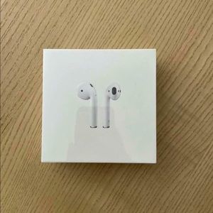 Apple Airpods | 2nd Generation